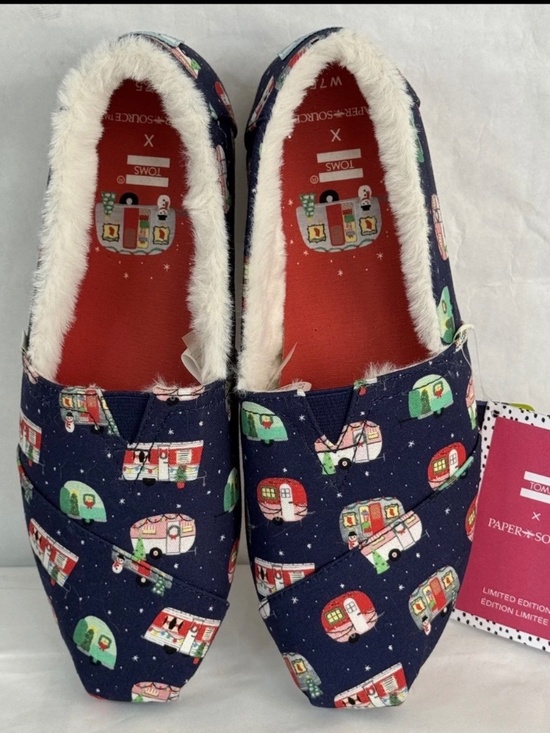 Toms Shoes - TOMS x Paper Source Womens 7.5 Limited Edition Holiday Campers Ortholite Shoes